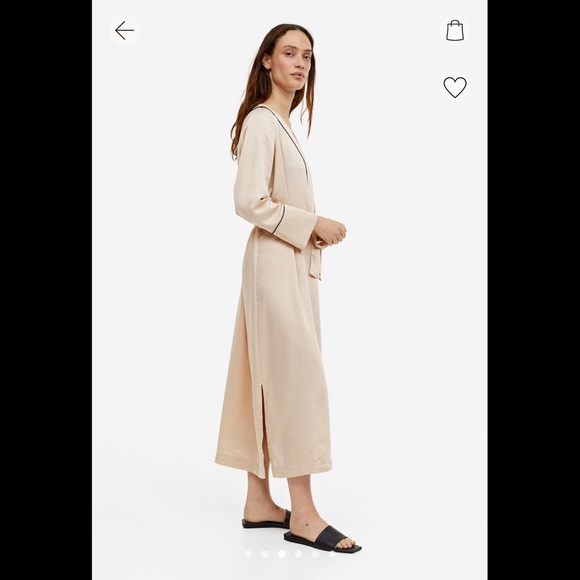H&M satin robe (current item) - Picture 3 of 10